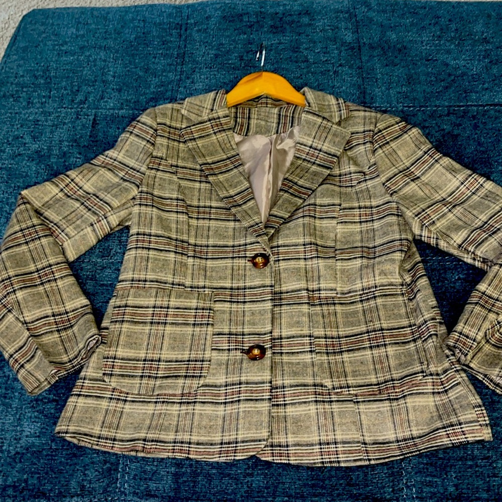 Plaid business wear jacket